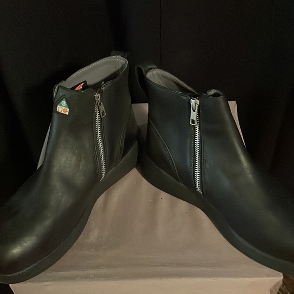 Red wing women’s zip up leather boots size 7D - Picture 4 of 10